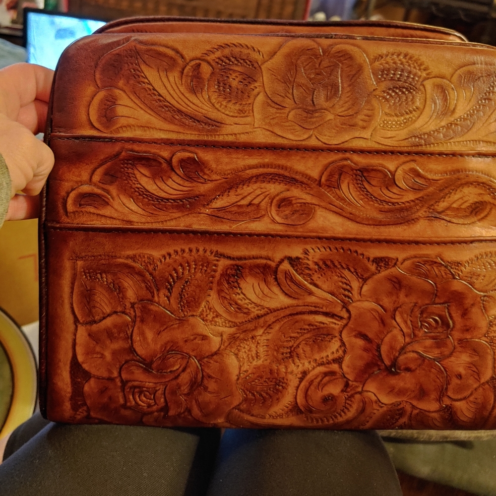 Leather purse
